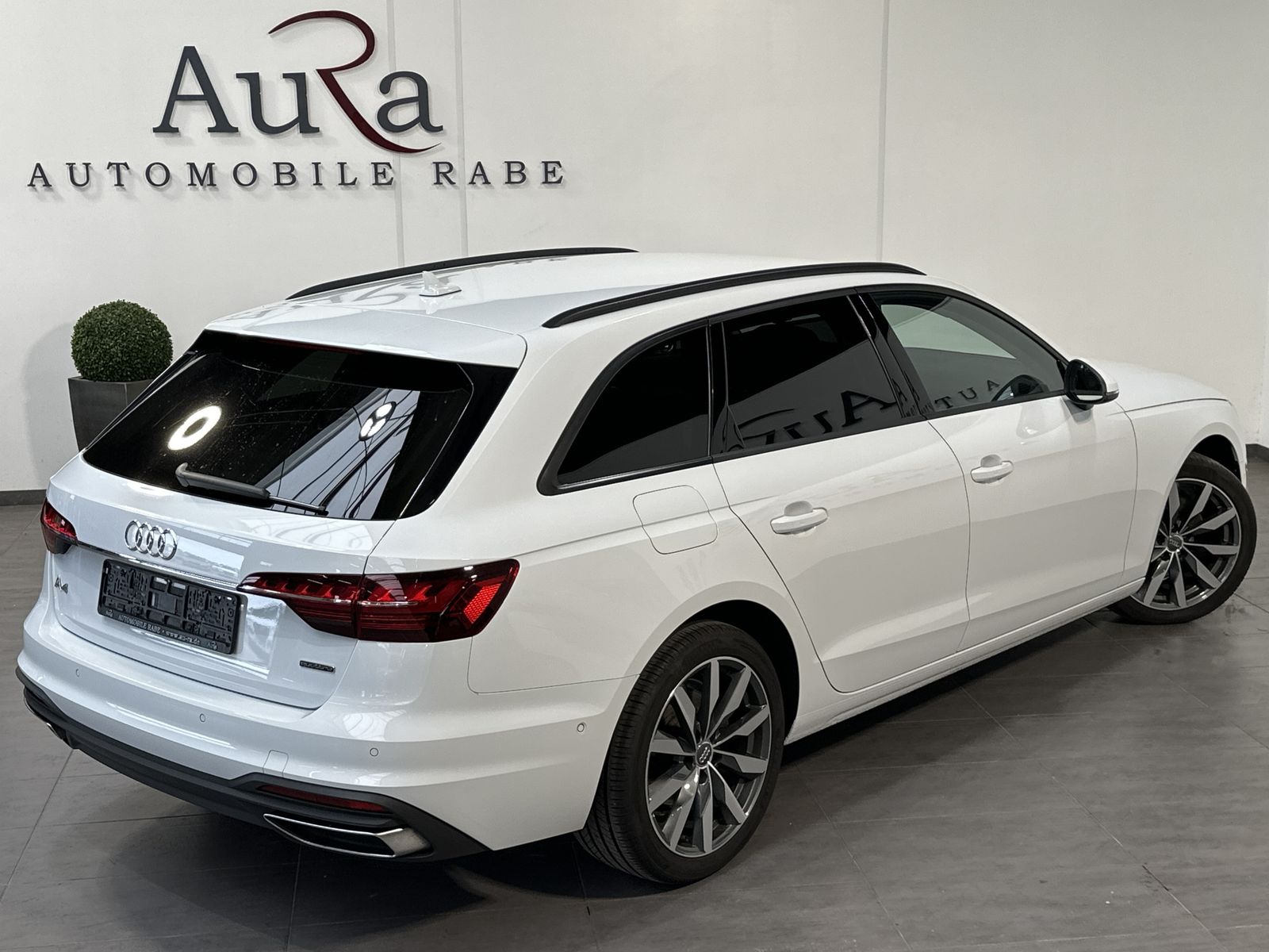 Fahrzeugabbildung Audi A4 Avant 40 TDI Quattro Aut. NAV+LED+KAMERA+18ZO