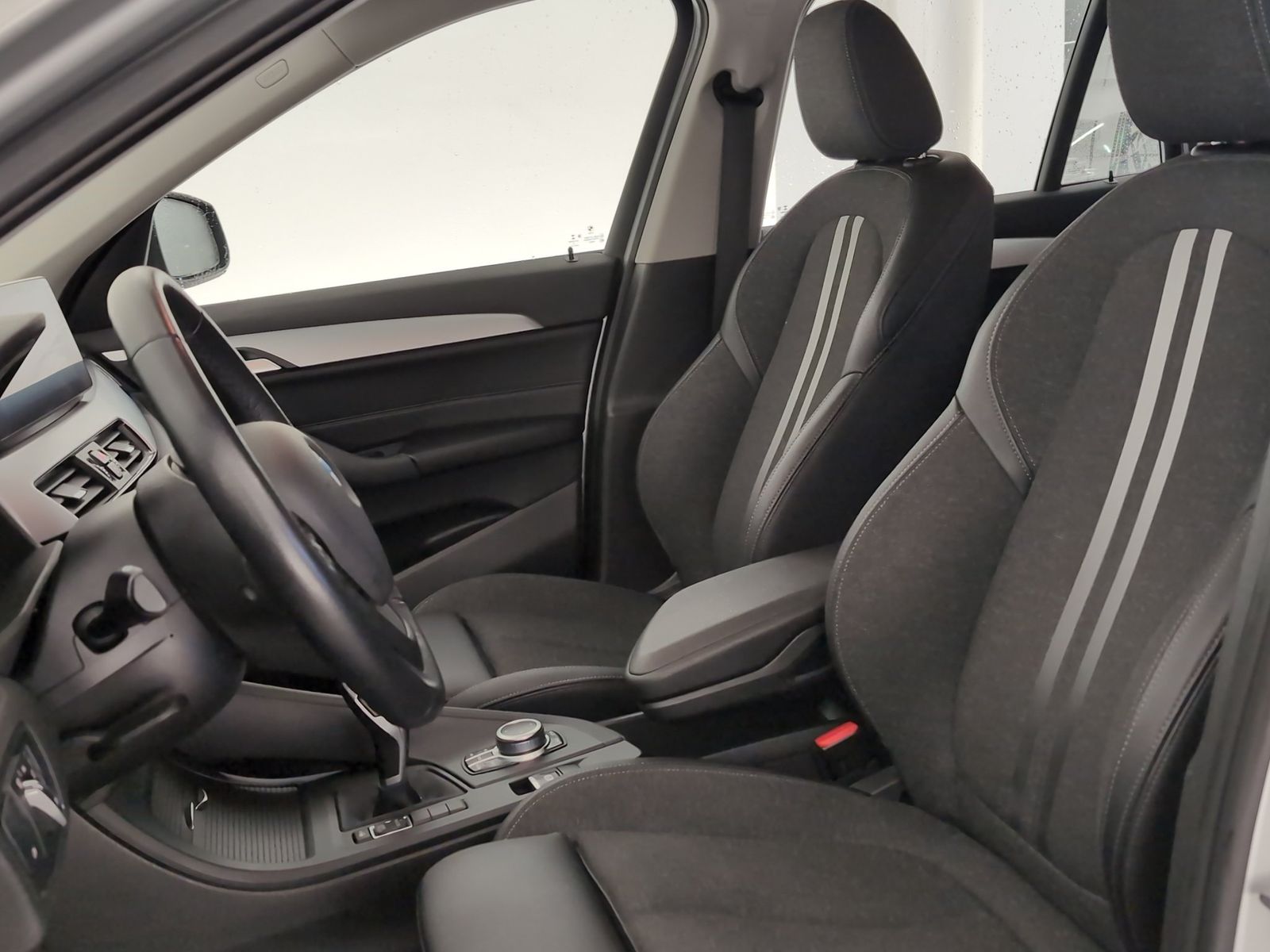 BMW X1 sDrive18d Advantage Navi/HuD/AHK/PDC/Lordose foto 3