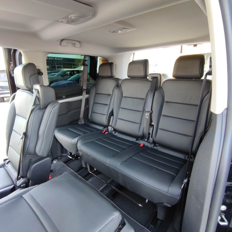 Fahrzeugabbildung Opel Zafira Life Tourer L 2.0D Aut.+Leder+Standh+Kame