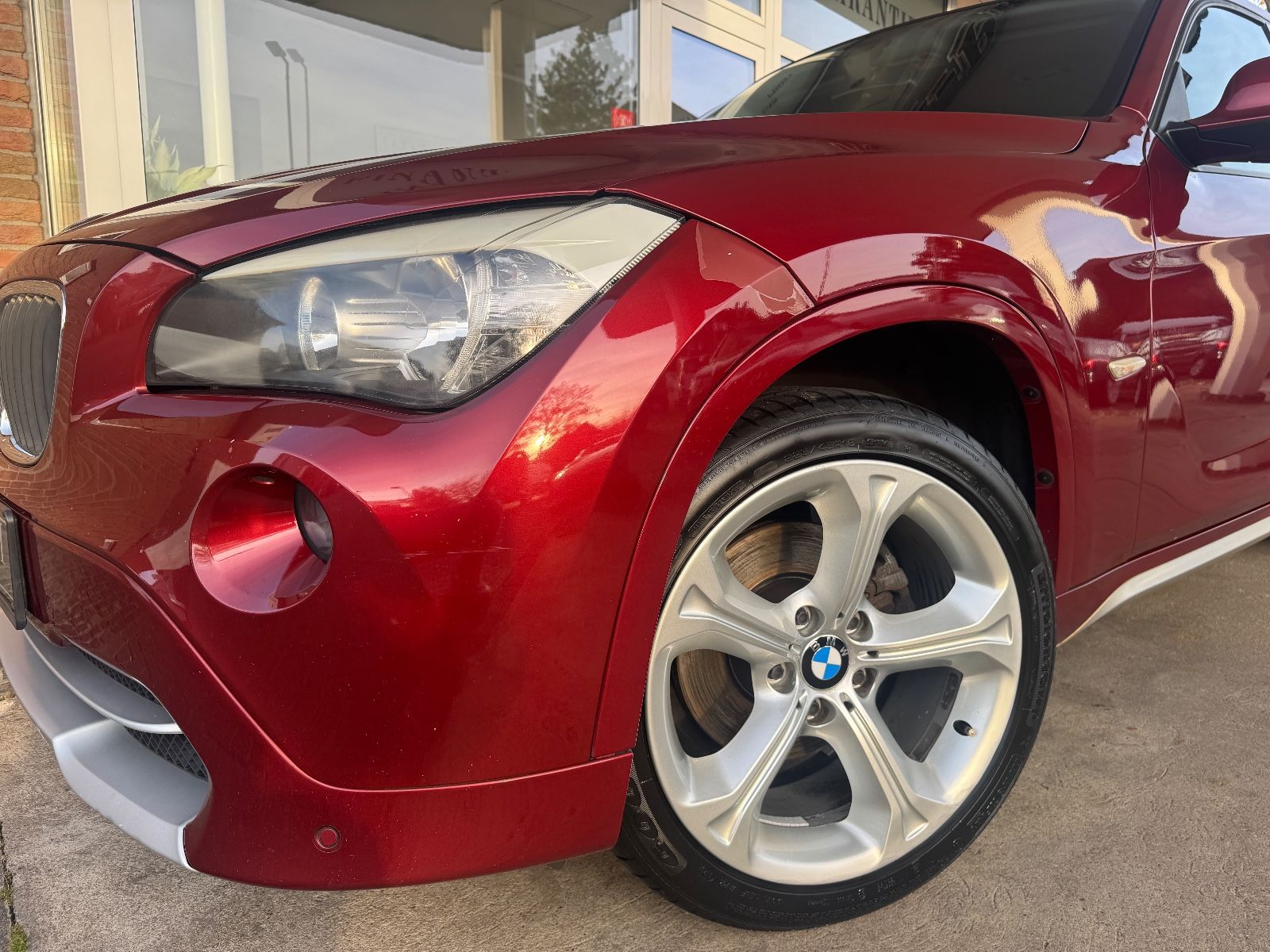 Fahrzeugabbildung BMW X1 20 d xDrive X-line Klima/PDC/Sitzheizung