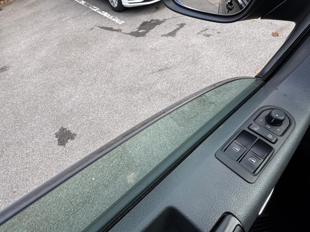 Volkswagen T5 Caravelle