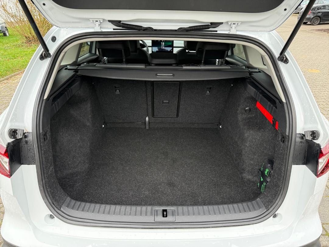 Enyaq 50 Navi LED Standklimatisierung Sitzheizun