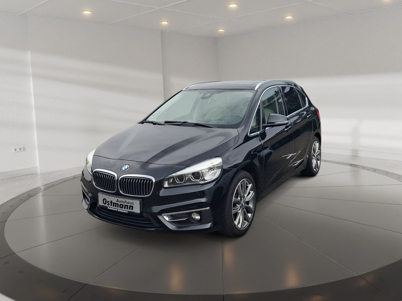 BMW 225 Active Tourer Active Tourer Pano HUD ACC Fernlichtass.