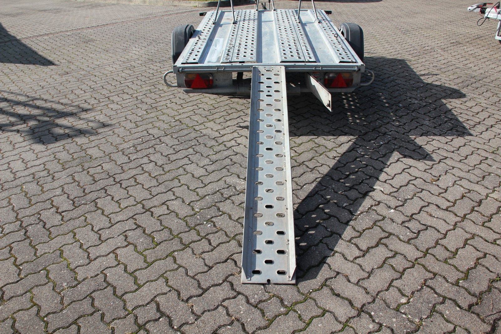 Fahrzeugabbildung Stema ST 02-1