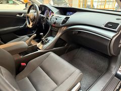HONDA Accord Tourer Executive|AHK|Navi|Xenon|1.Hand