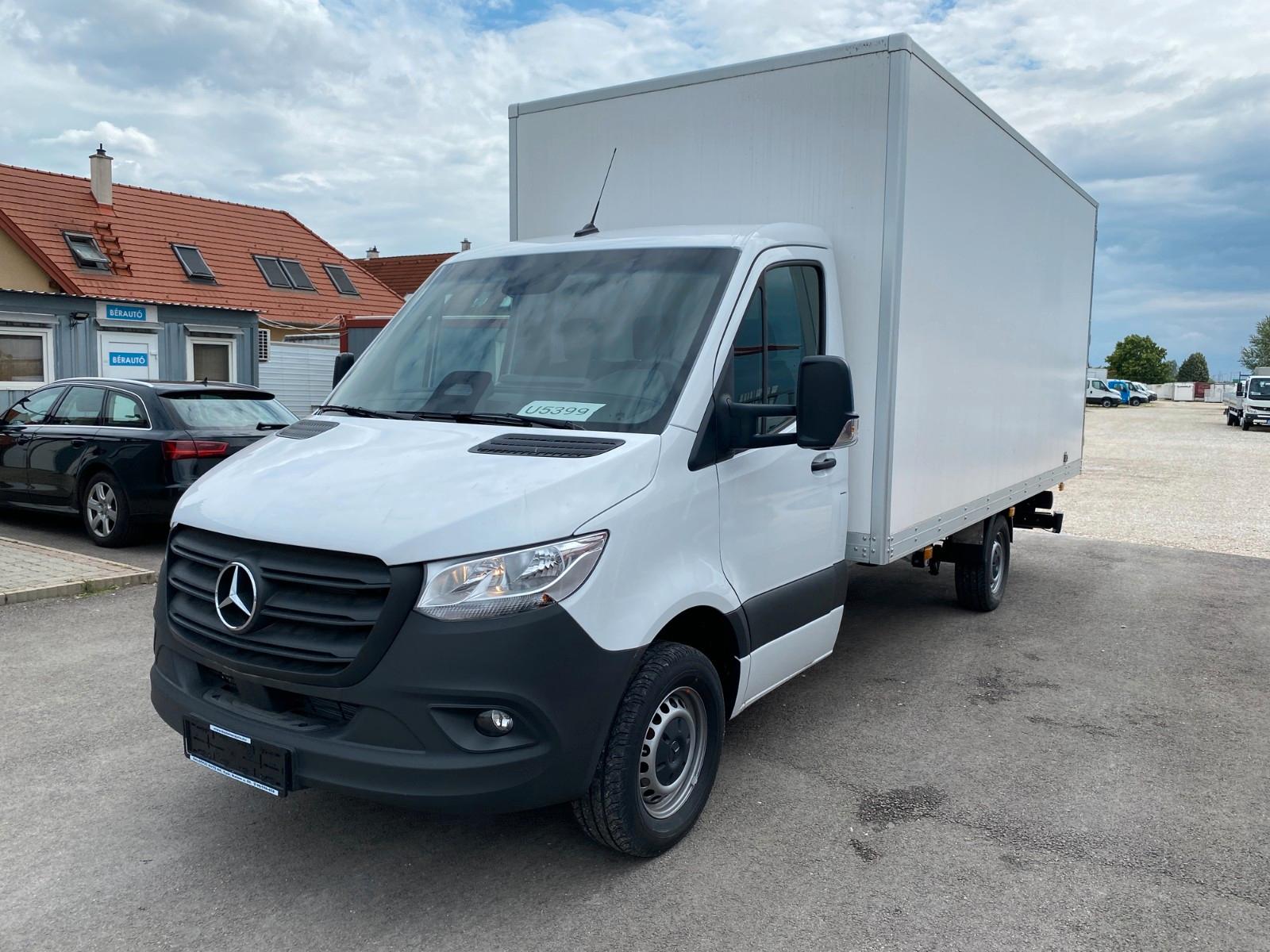 Mercedes-Benz Sprinter 319 Koffer