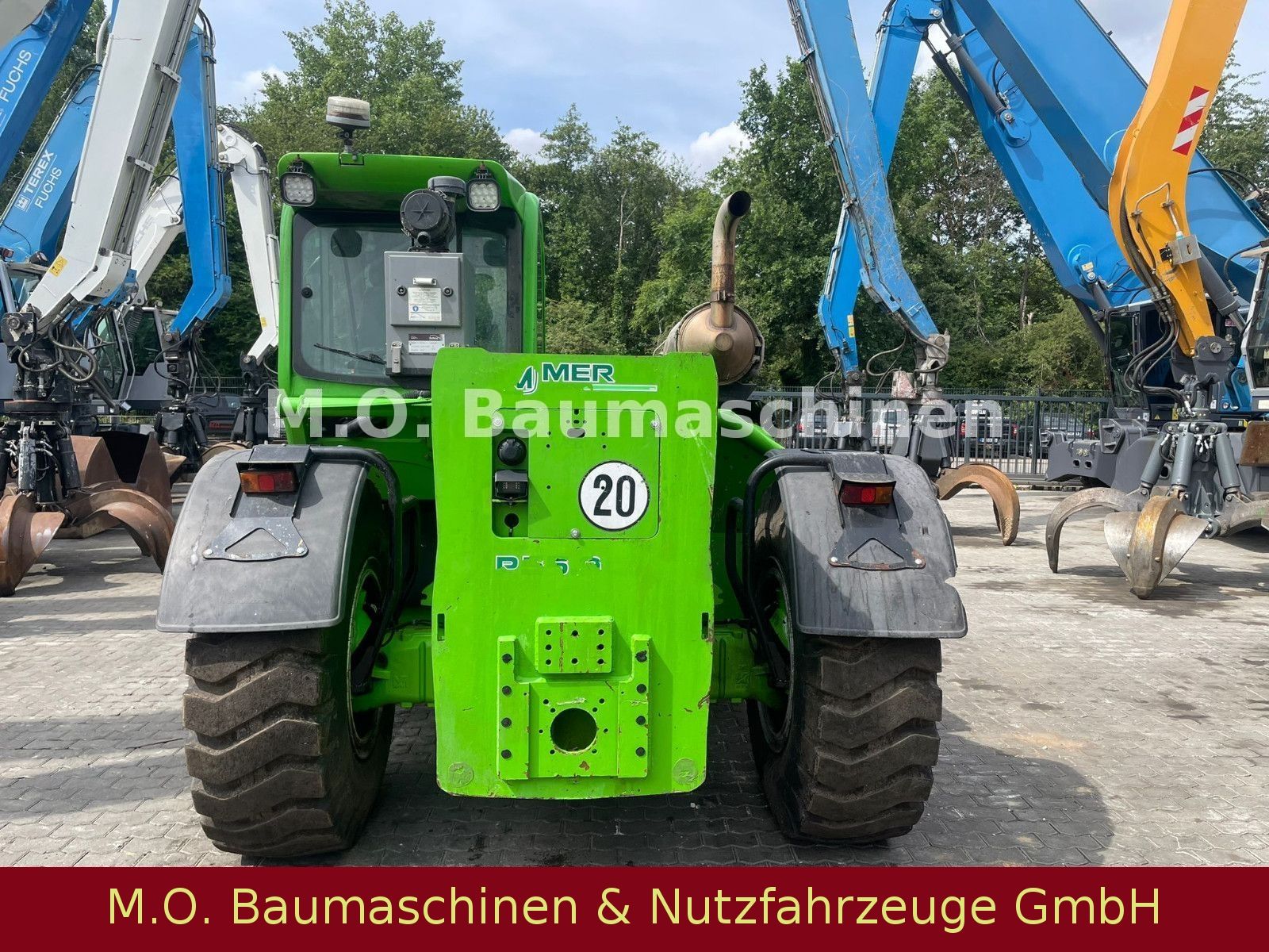 Fahrzeugabbildung Merlo P 55.9 CS / 9 m / 5,5 T/2m³ Mulchgreiferschaufel