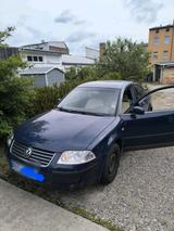 Volkswagen VW Passat 3BG !!! NUR HEUTE 1600 EURO !!! - Volkswagen Passat: 16v