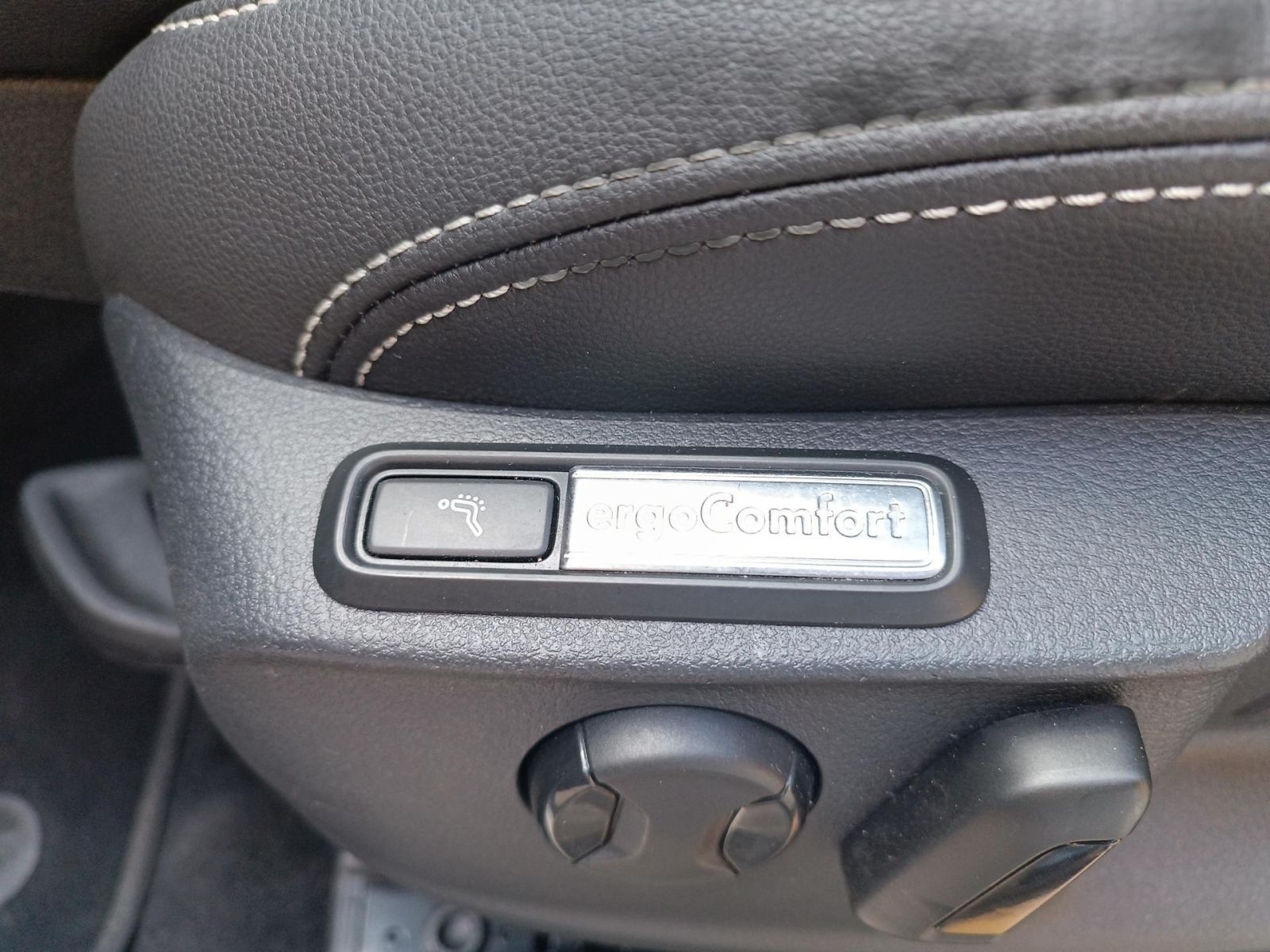 Volkswagen Passat Variant - Bild 9