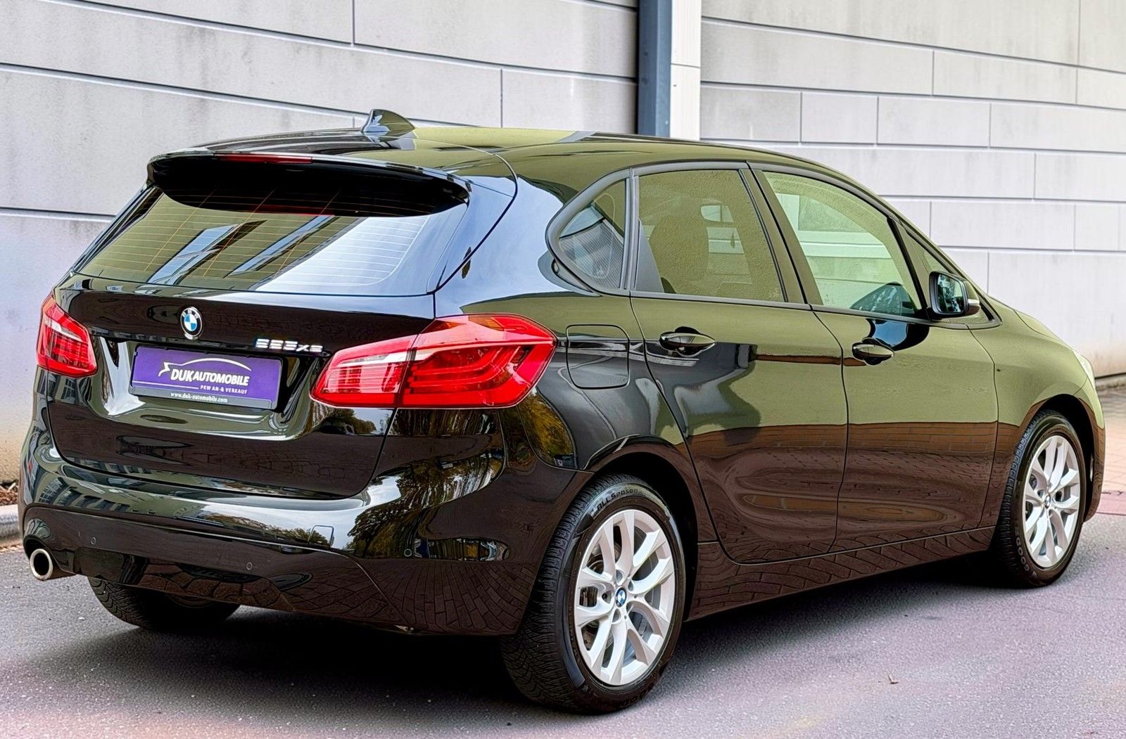 BMW 225 xe Advantage  Plugin Hybrid imagem 3
