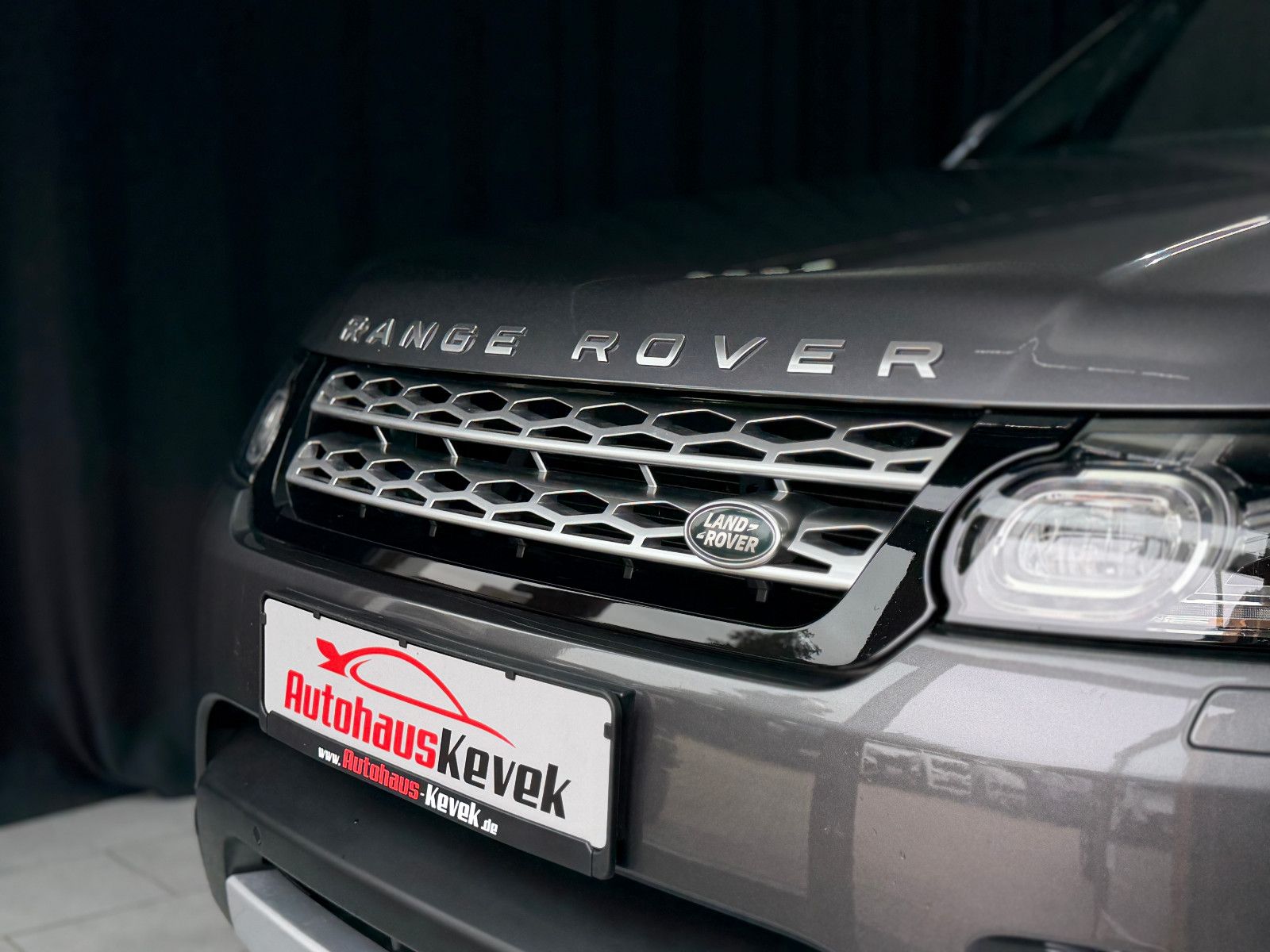 Fahrzeugabbildung Land Rover Range Rover Sport HSE|MERIDIAN|PANO|AHK|LUFT