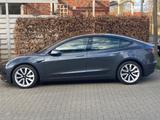 Tesla Model 3 Hinterradantrieb SR mit AHK - Tesla Model 3 in Bremen