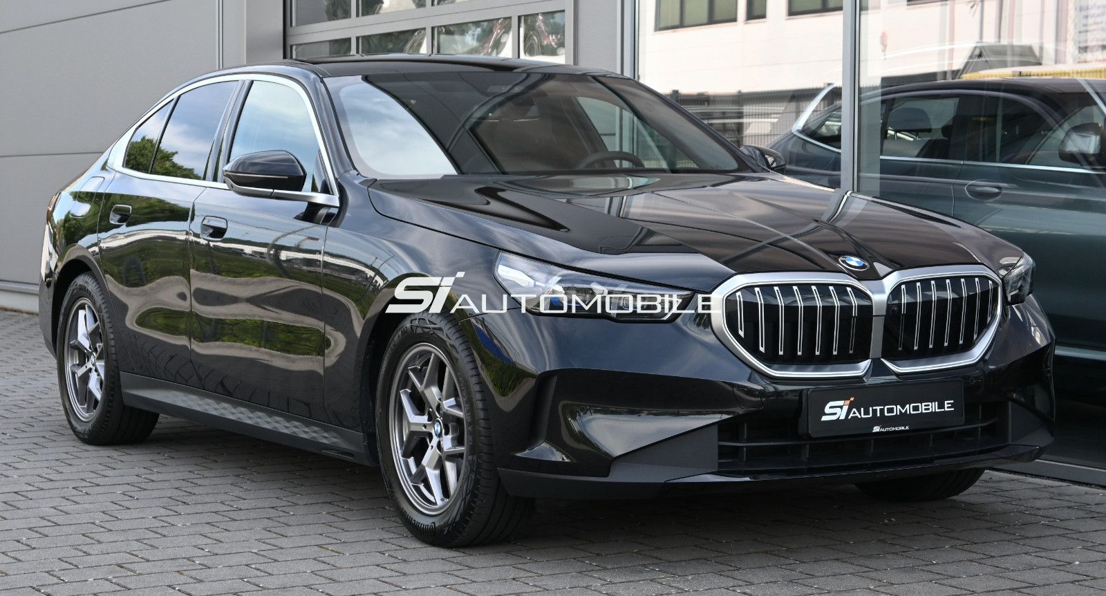 Fahrzeugabbildung BMW 520d xDr. °ACC°Merino°STANDHEIZ°360°PANO°SITZBEL
