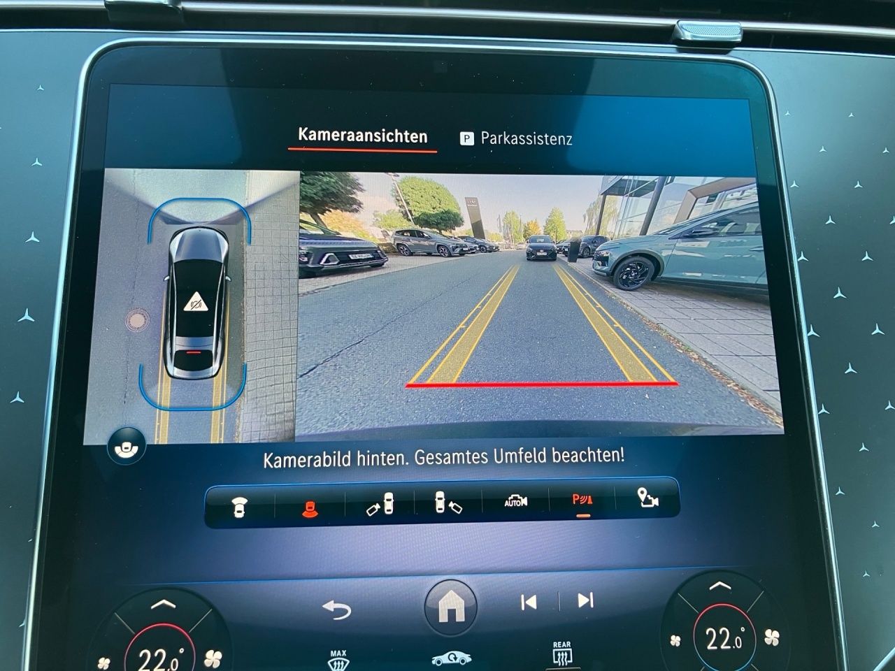 Fahrzeugabbildung Mercedes-Benz EQS 450+ AMG+PANO+AIRM+BUR+DISTR+HEADUP+PROJ.LED