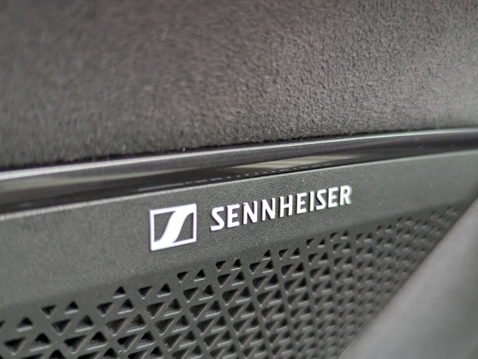 Fahrzeugabbildung CUPRA Leon 2.0 TSI VZ 4x4 PANO*MATRIX*AHK*SENNH.*DINAM