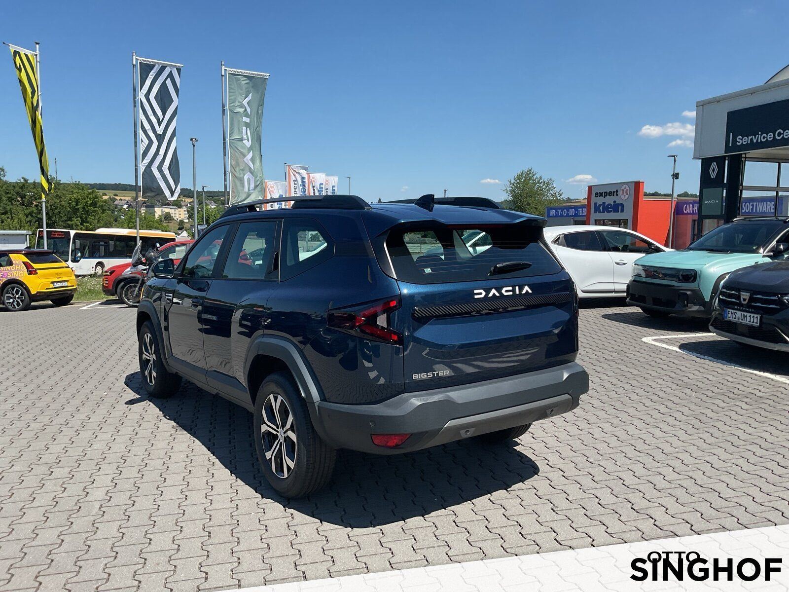 Fahrzeugabbildung Dacia Bigster Expression TCe 140