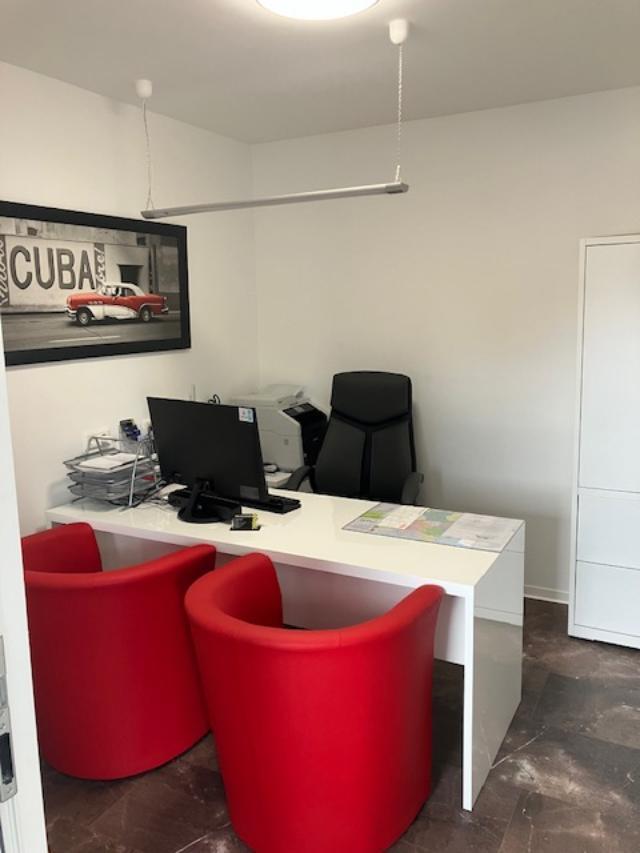 showroom-image-main