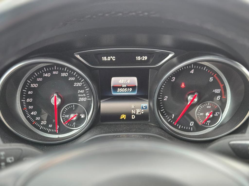 Mercedes-Benz CLA 200