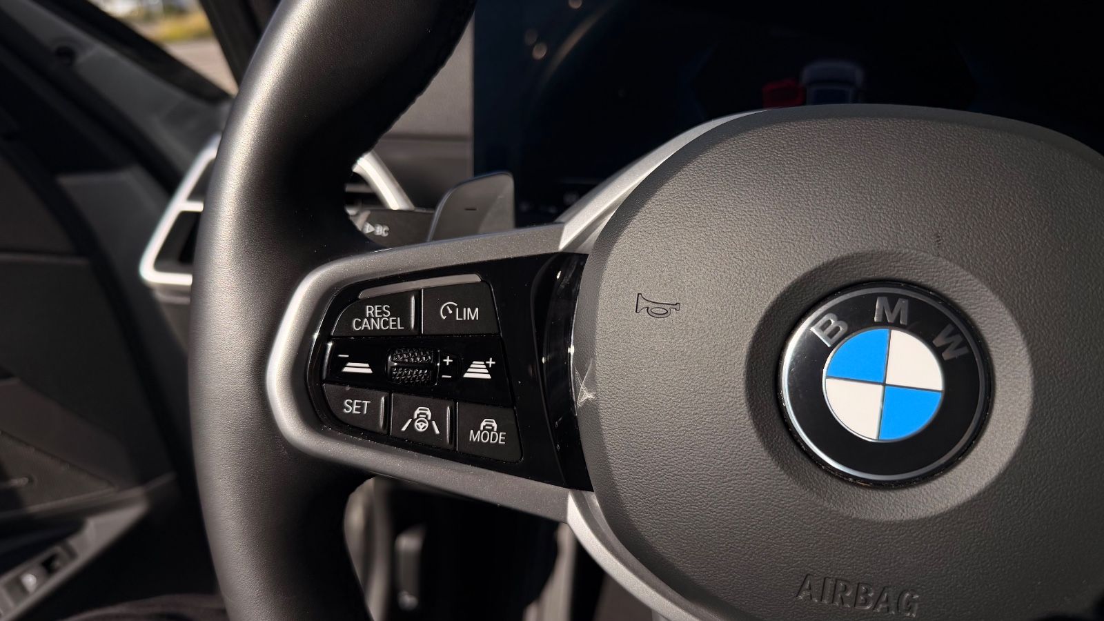 BMW 320 320 d xDrive M Sport PRO|H&amp;K|HuD|AHK|PANO|EL.Sit Vorschau 16