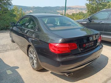 BMW 320 - 3