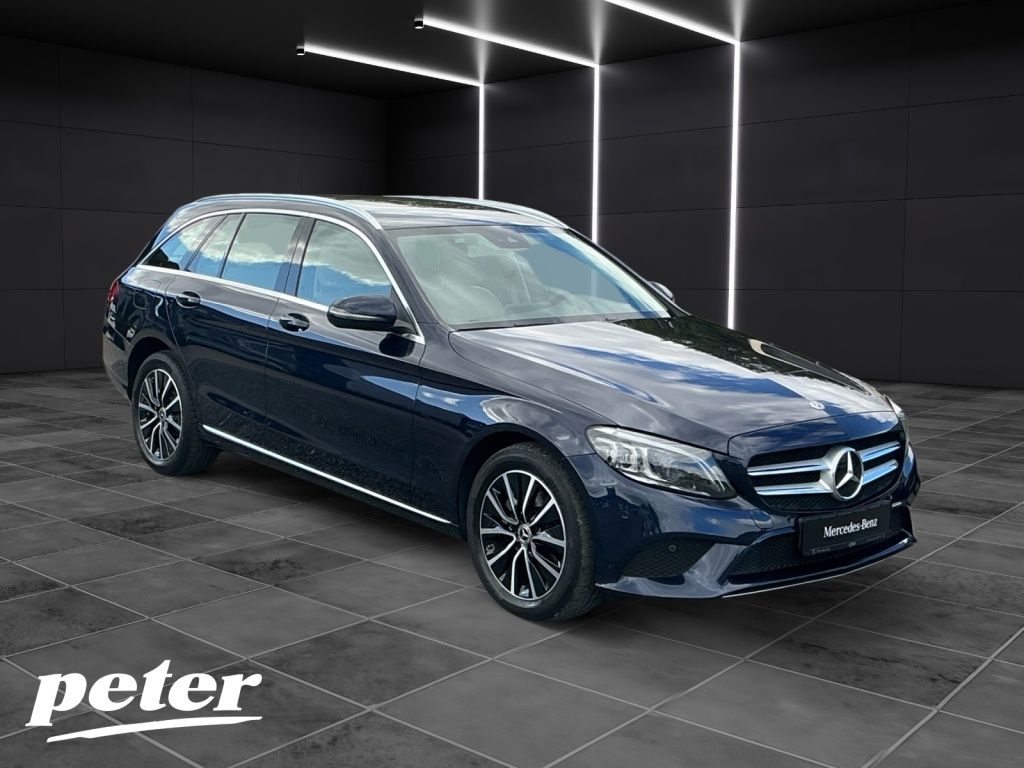 Mercedes-Benz C 220 d 4M T Avantgarde*Exclusive*Multibeam*AHK imagem 3