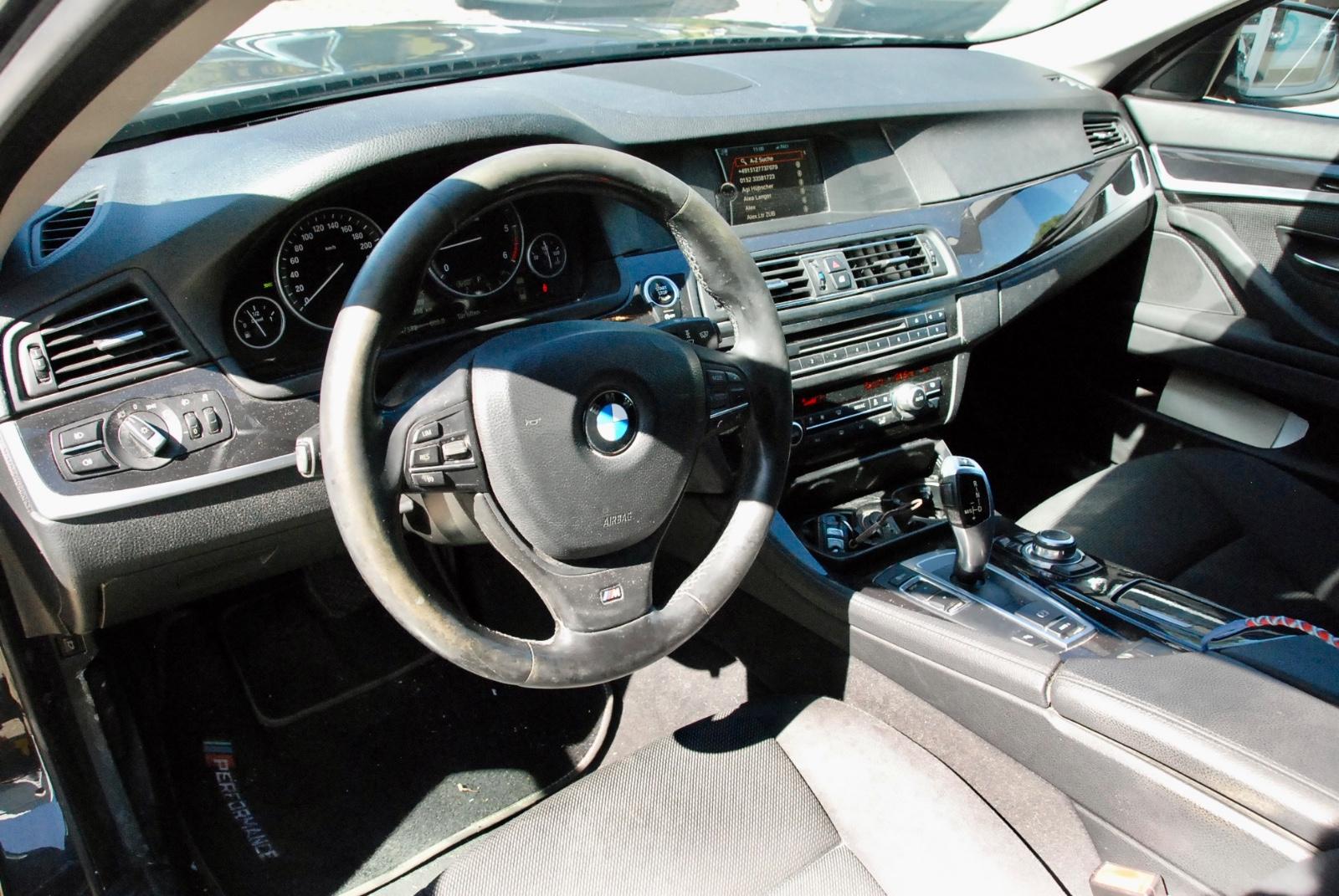 BMW 520 2012 — photo 10