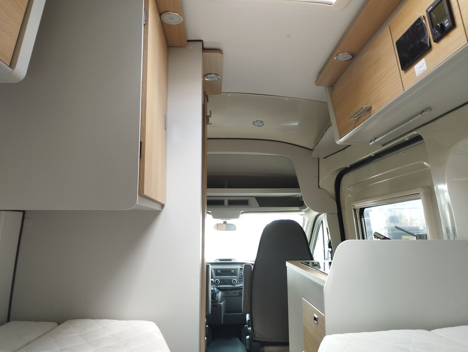 Fahrzeugabbildung Karmann Dexter 570 4x4