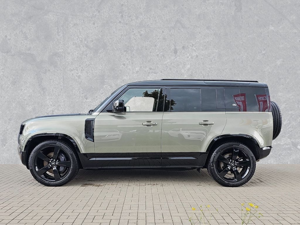 Land Rover Defender 110 D300 X-Dynamic SE