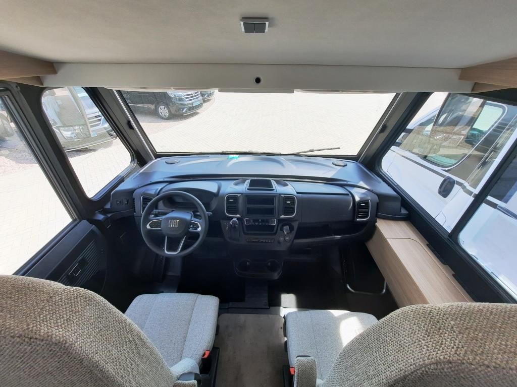Fahrzeug Übersicht 18 Fahrzeugabbildung Dethleffs Alpa I 7820-2 Verfüg. /Sparen Sie 31.343,- €