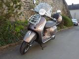 Vespa GTS 300 Touring Marrone - VESPA MOTORRAD