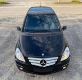 Mercedes-Benz Mercedes Benz B Klasse 200 CDI mit 140 Ps*... - Mercedes-Benz E 200: Kleinwagen