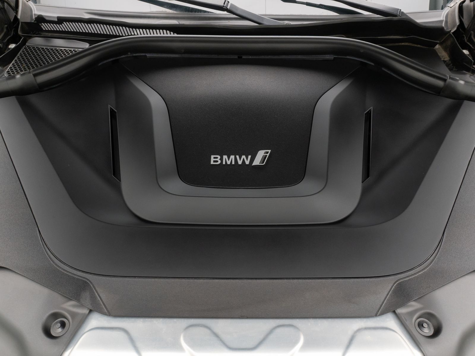 Fahrzeugabbildung BMW iX3 IMPRESSIVE HUD 360°DAB H/K 20Zoll Sport Alar