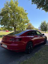 Volkswagen Arteon 2.0 TDI SCR 176kW DSG 4MOTION R-Line ... - rote Volkswagen Arteon