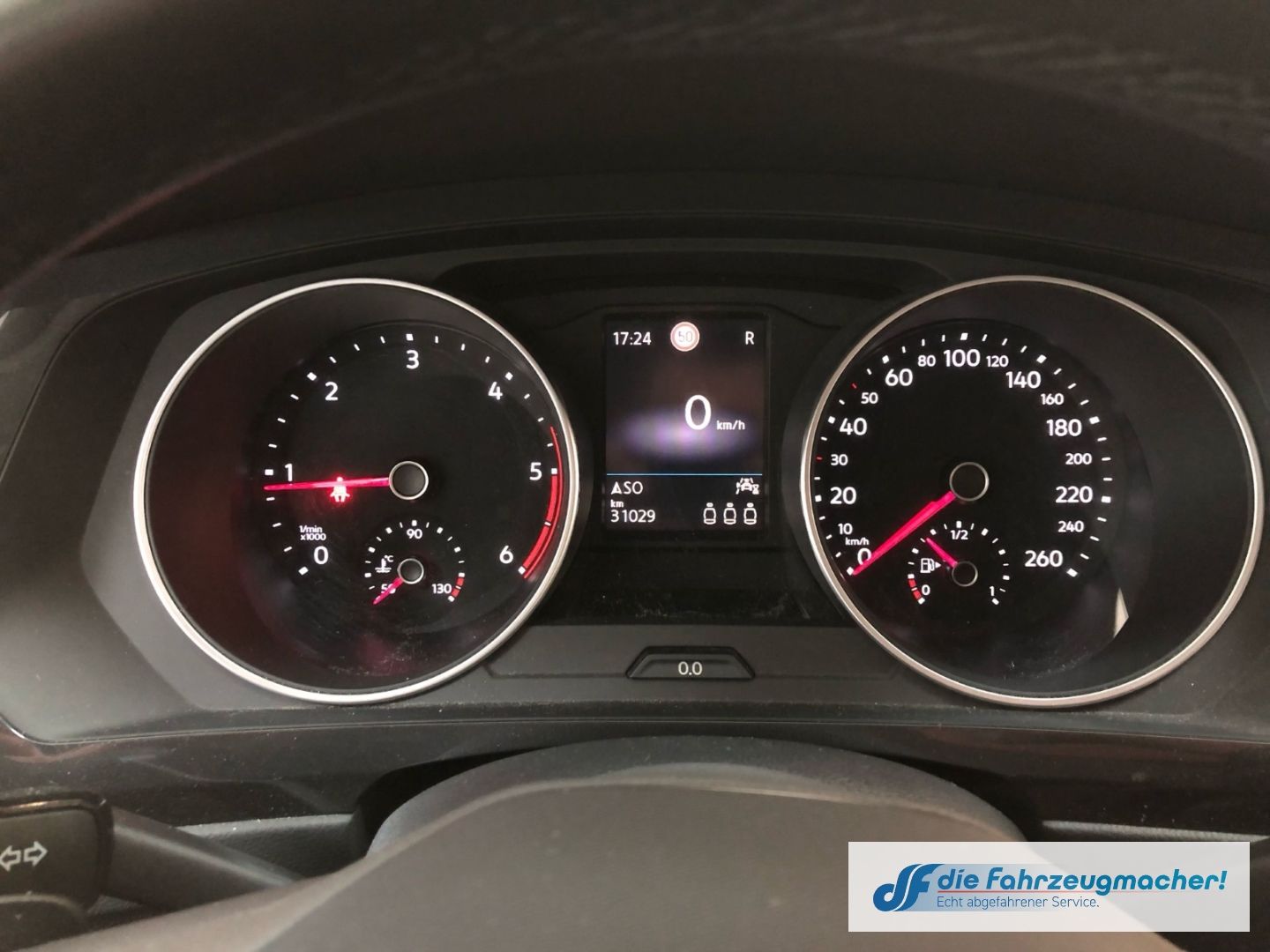 Fahrzeugabbildung Volkswagen Tiguan Life 4Motion 2.0 TDI BMT Navi LED ACC Car