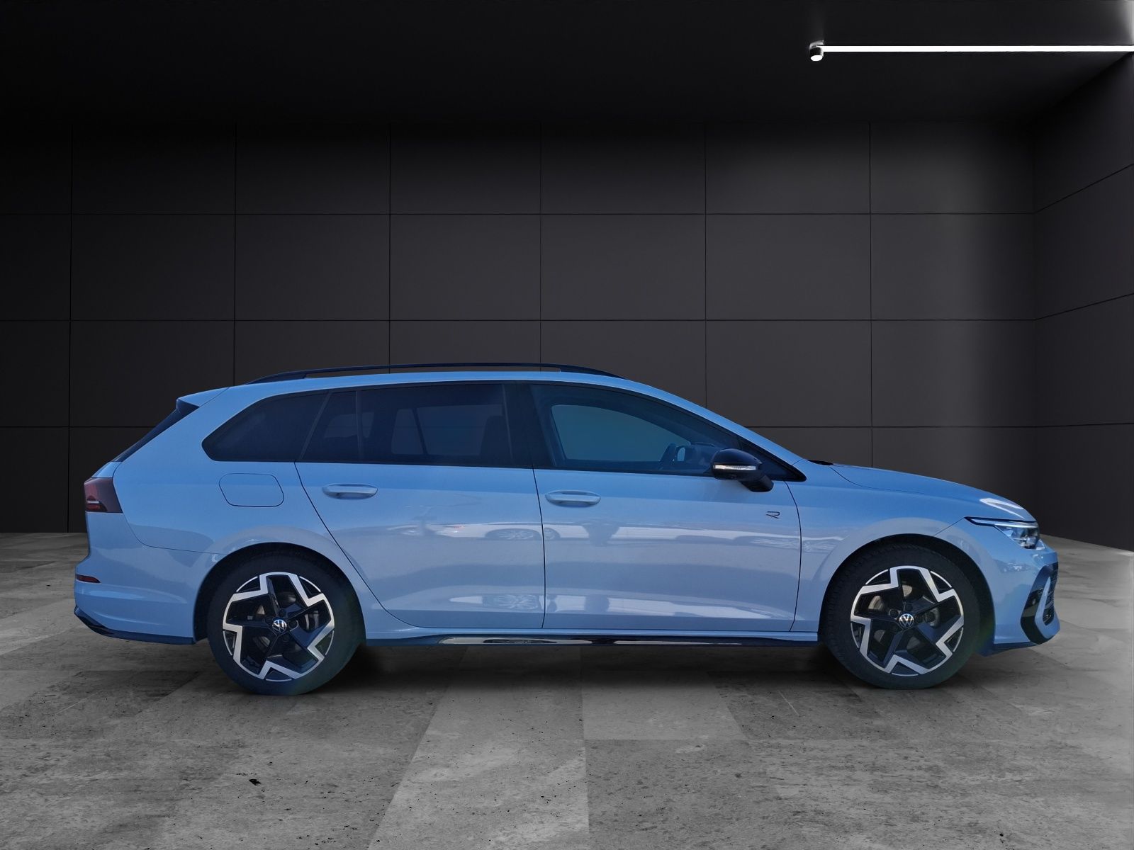 Fahrzeugabbildung Volkswagen Golf VIII Variant eTSI R-Line DSG LEDplus Navi A