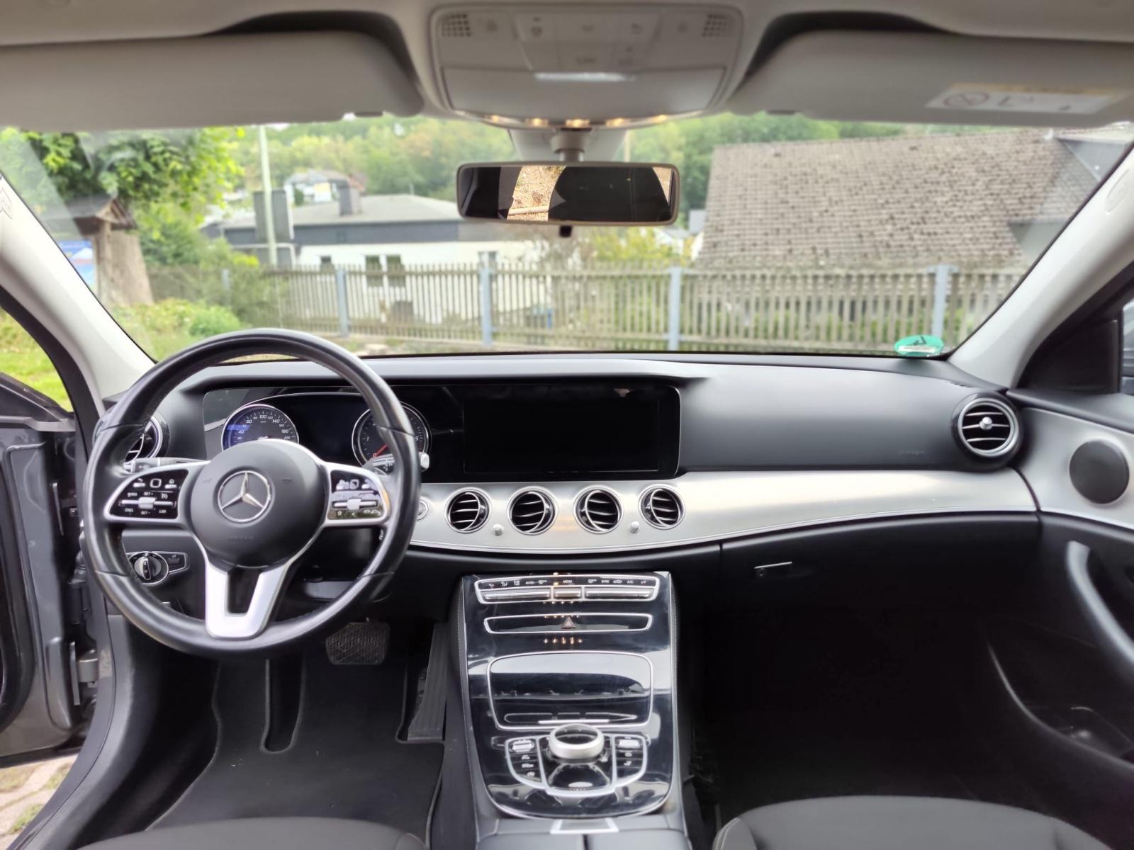 Mercedes-Benz E 220 d 4MATIC Allrad