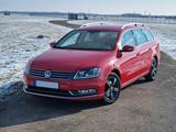 Volkswagen Passat 2.0 TDI Highl TÜV10/27 AHK 8fach ACC Kame - Volkswagen Passat aus 2011: TDI