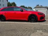 Audi RS4 2.9 TFSI 21 Zoll Inspektion NEU - rote Audi RS4