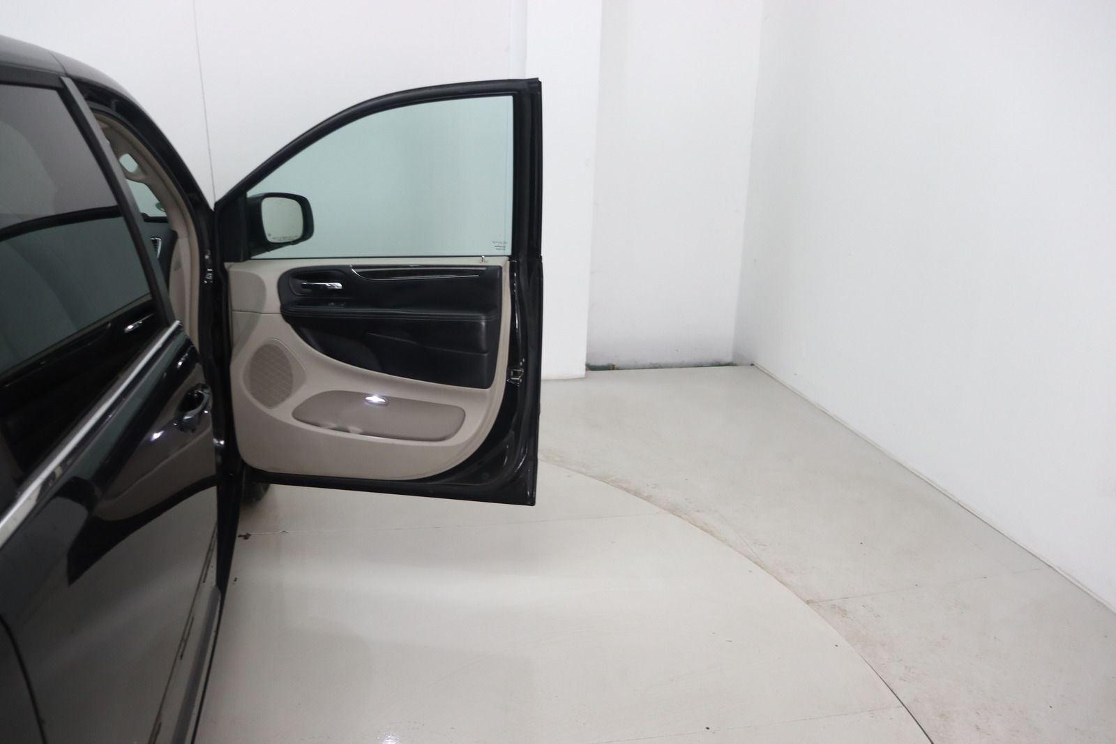 Fahrzeugabbildung Chrysler Grand Voyager Town & Country 3.6l *