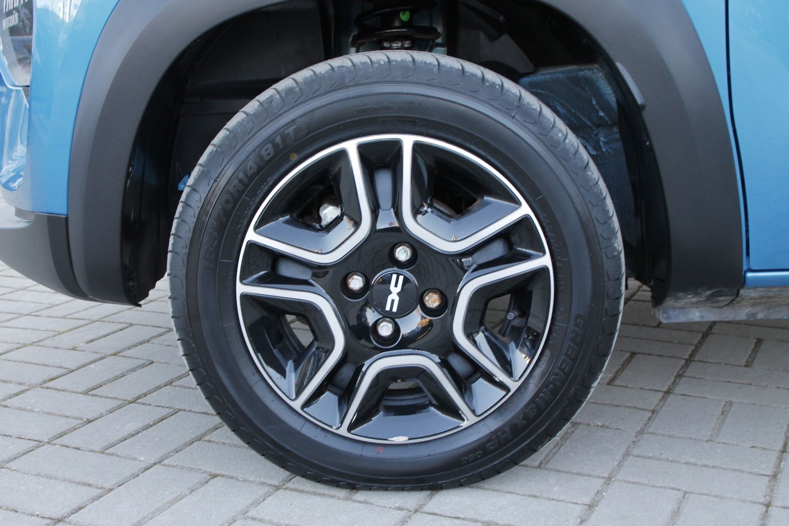 Fahrzeugabbildung Dacia Spring Essential