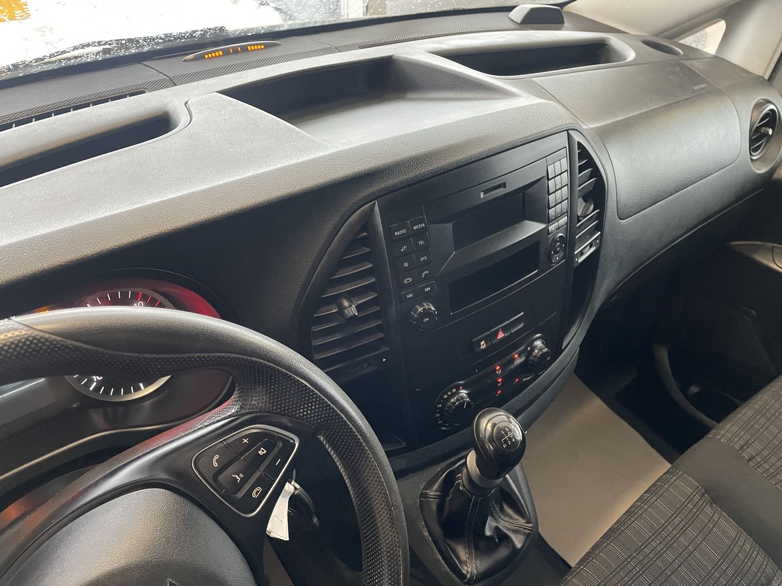 Mercedes-Benz Vito geschlossen Kasten Lang Klima Allwetter AHK foto 17