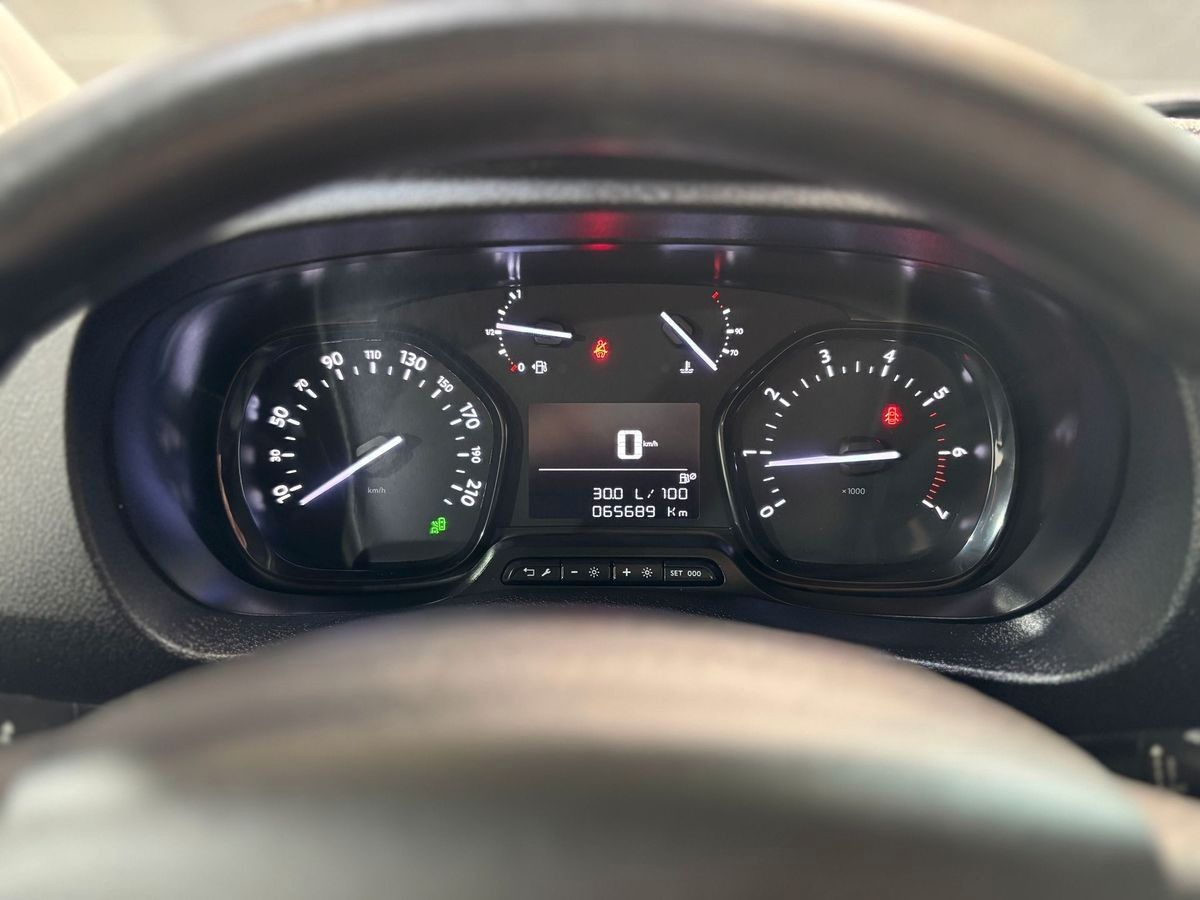 Fahrzeugabbildung Opel Vivaro2.0 D Edition L3 Sortimo#Kamera#Carplay#Kl