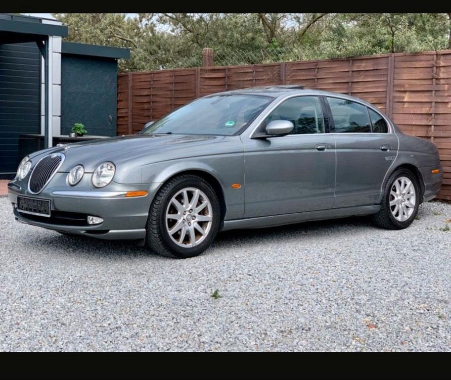 Jaguar S-Type