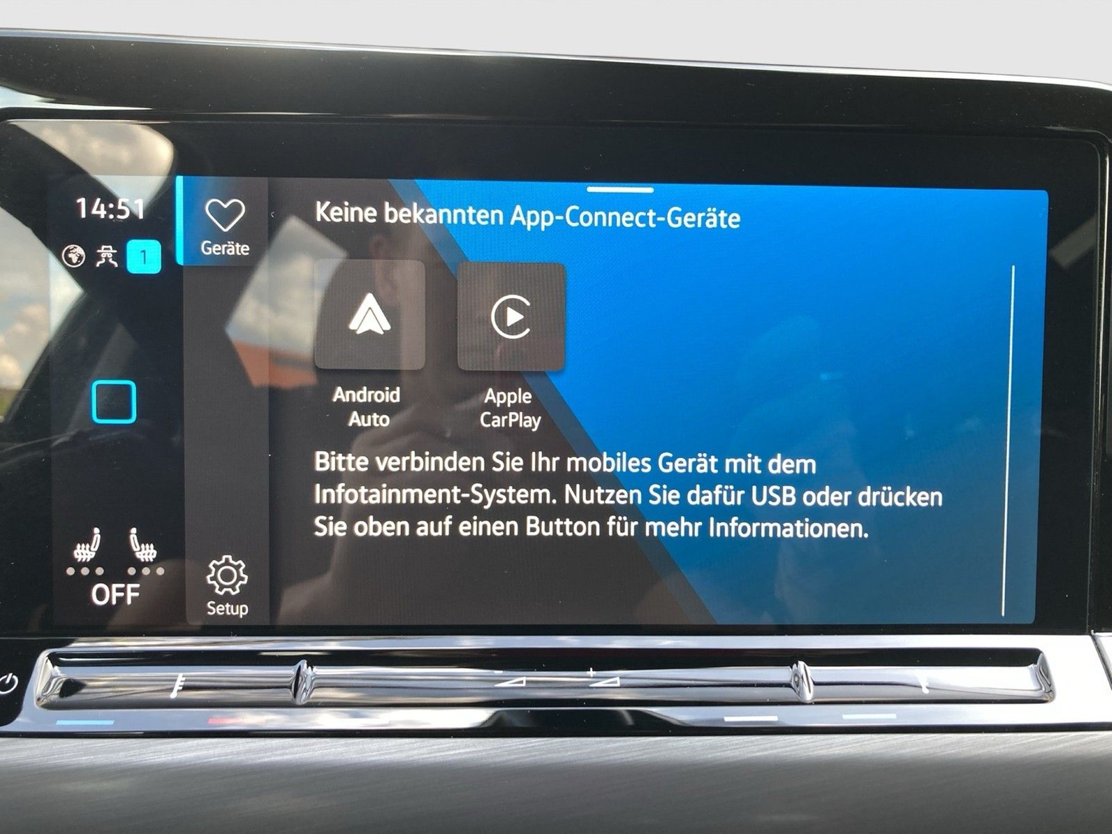 Fahrzeugabbildung Volkswagen Golf VIII Variant TDI Style DSG LED Navi ACC PDC