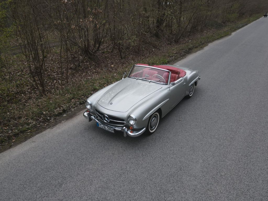 Mercedes-Benz 190