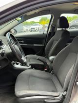 Chevrolet CRUZE LT 1.6i*KLIMA*CD*ALUFELGEN*2. HAND*TÜV - gebrauchte Chevrolet Limousine
