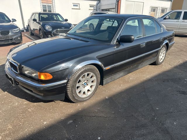 BMW 728i*Motor & Getriebe i.O*1.Hand*