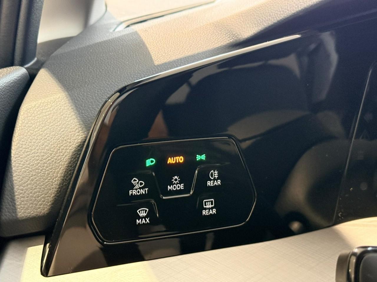 Volkswagen Golf VIII 1.5TSI Life LED ACC RFK AHK APP Klima, миниатюра 6