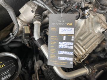 Volkswagen T6 Multivan Lang *ACC*AHK*NAVI*KAM*ELEKT.TÜREN*