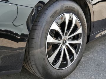 Mercedes E 220 - 12